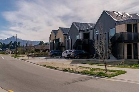 Alps Serenity Retreat - Wanaka Bagian luar foto